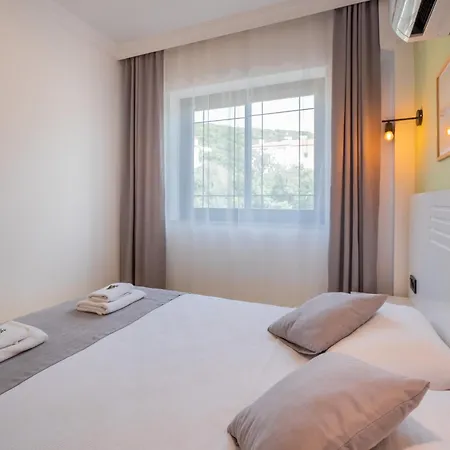 Apartament Meri *